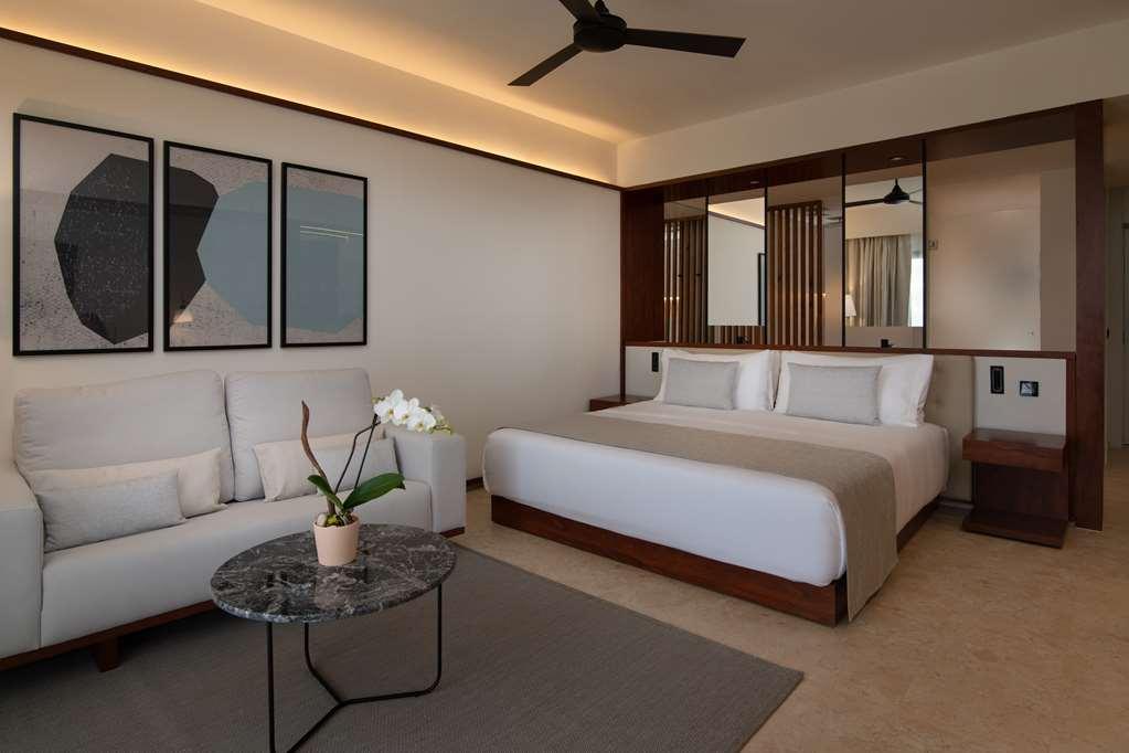 Live Aqua Beach Resort Punta Cana Room photo